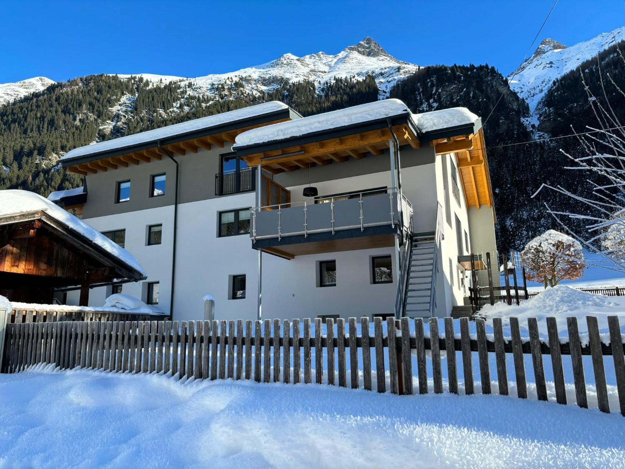Apart Luibisblick Sankt Leonhard im Pitztal Exterior foto